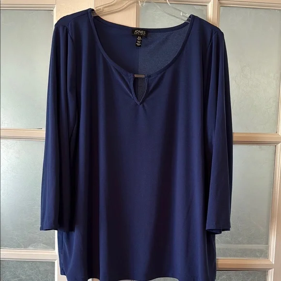 Jones New York Women's Blue Top - Picture 1 of 4